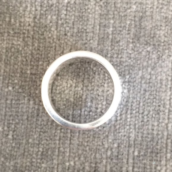 Authentic Beautiful Tiffany & Co. Sterling Silver Wide Atlas Ring Sz 5 - Picture 4 of 4